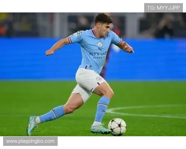 压制中卫撕开防线阿尔瓦雷斯本赛季跑位胜过哈兰德